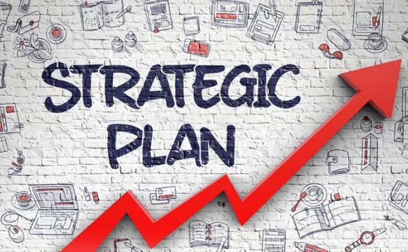 تقييم الخطط التنفيذية والسياسات والتحليل الاستراتيجي